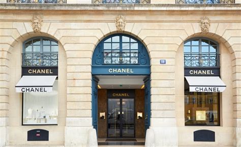 Dit Is Het Nieuwe Gezicht Van Chanel Beau Monde