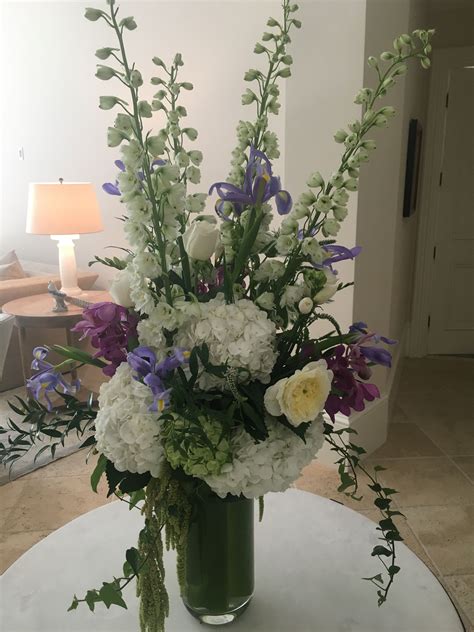 Tall Purple White And Green Centerpiece Green Centerpieces