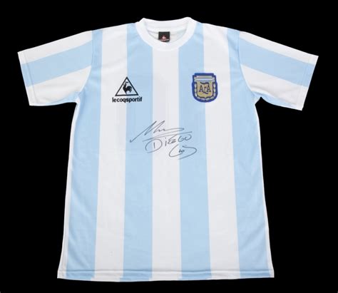 DIEGO MARADONA SIGNED ARGENTINA NATIONAL FOOTBALL TEAM JERSEY - Current ...