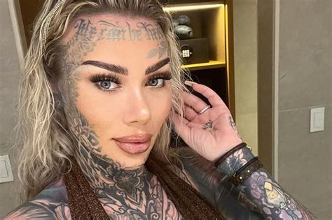 Britain S Most Tattooed Woman Mistaken For Gang Member And Turned