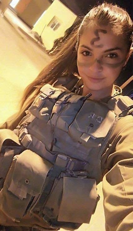 Pin By Tsang Eric On Military Fighter Girl Army Women Military