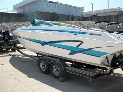 Find your perfect trojan yachts 34 mid cabin today. Baha Mach 1 290 Mid Cabin 1994 for sale for $21,900 ...