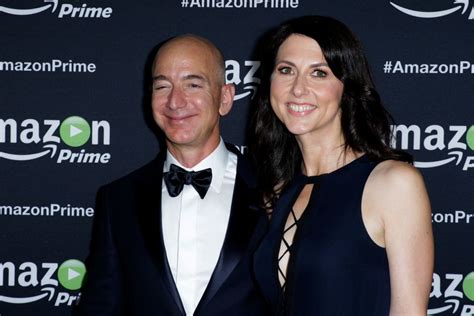 Mackenzie Scott Marries Seattle Teacher Ex Husband Jeff Bezos Is ‘happy Complex