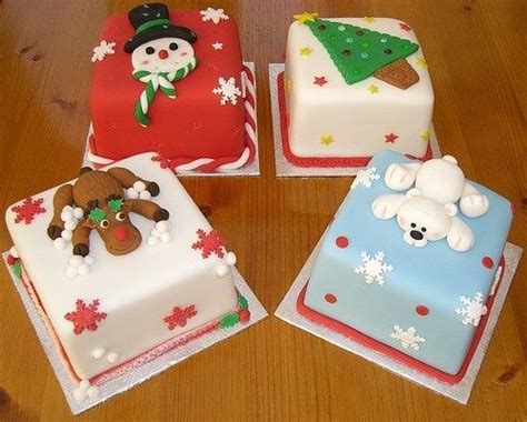 Awesome christmas cake decorating ideas family holiday net guide. Xmas Square Cake Fondant Ideas - Christmas Cake ...