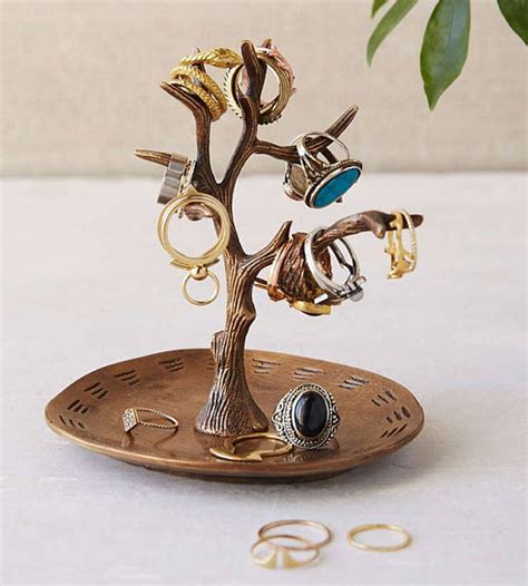 25 Beautiful Jewelry Tree Holders Zen Merchandiser