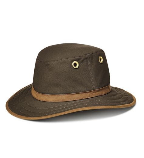Tilley Medium Curved Brim Outback Hat Outr