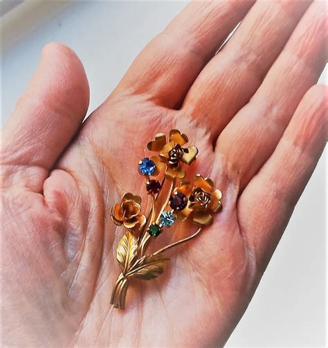 Vtg Austrian Crystal Flower Brooch Pin Etsy In 2021 Brooch Crystal