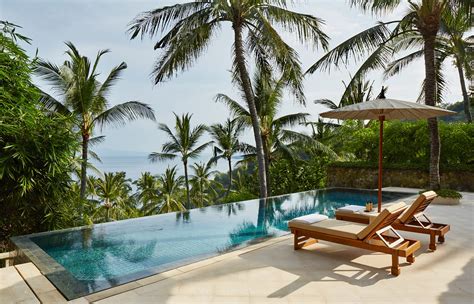 Amankila Bali Indonesia Luxury Hotel Review By Travelplusstyle