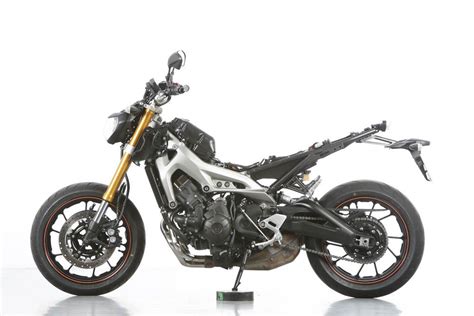 Comparativa Naked Medias Ducati Monster Kawasaki Z E Mv Agusta
