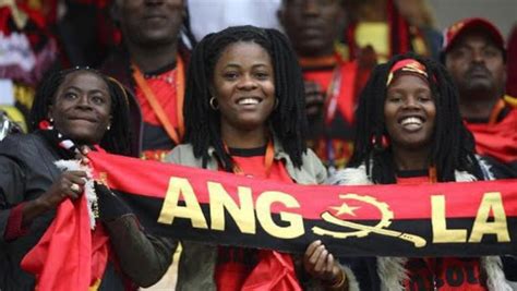 O Que Os Angolanos Esperam Do Ano De 2022 Rna