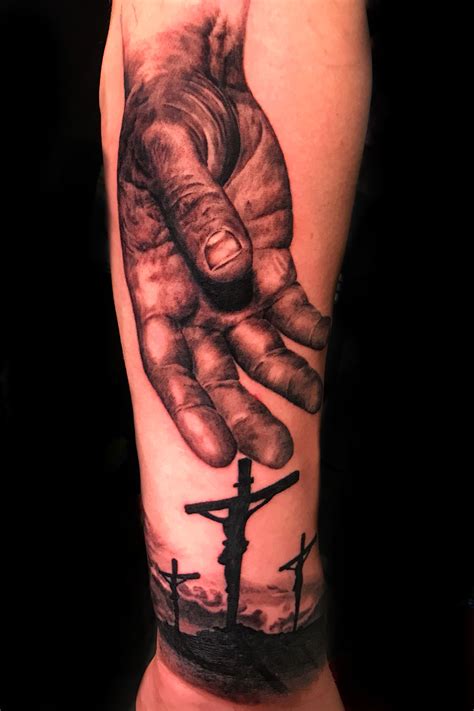 Tattoo Hand Tattoo Realistic Tatuagem Jesus Na Cruz Tatuagem