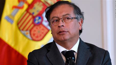 Gustavo Petro Perú declaró al presidente de Colombia persona non