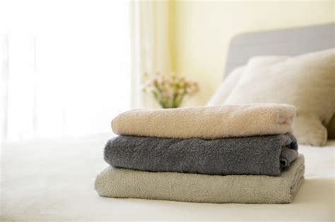 What is the difference between a beach towel and bath towel? The Best Bath Towels for You and Your Guests - Bob Vila