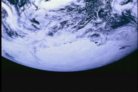 Svs Apollo 17 30th Anniversary Antarctica Zoom Out
