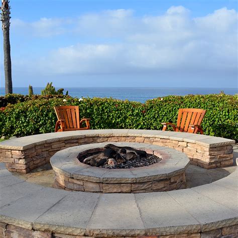 Backyard fire pits are a great addition to your home. Should I Get A Permanent Or A Portable Fire Pit For My ...