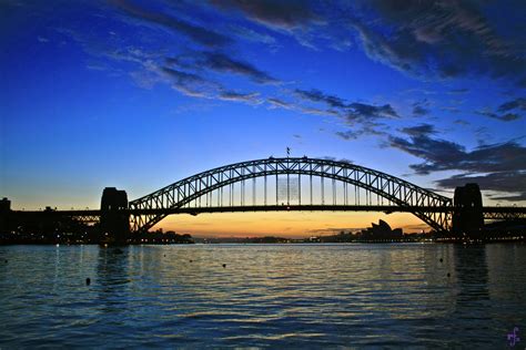 Sydney Harbour Bridge Sunrise Photos On Facebook Sydney Harbour Bridge