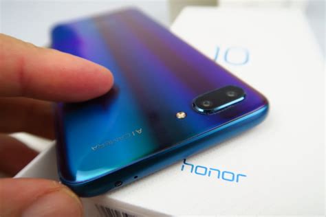 Huawei Honor 10 Unboxing Flagship Specs Lots Of Ai And Megapixels