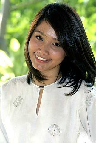 Malaysian actress, model and tv host (en); Your Entertainment Media ( I mean Gossip Kot ): Gambar ...