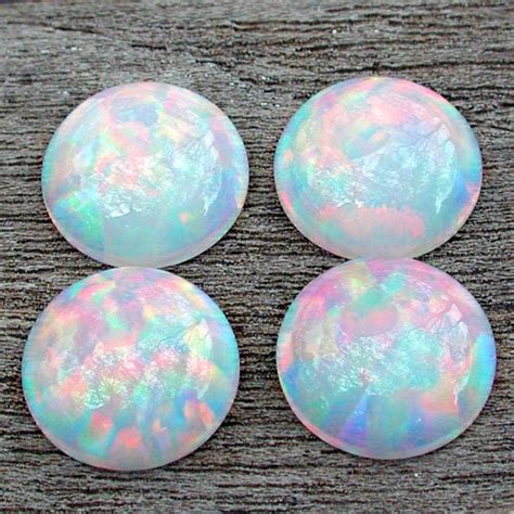 Gilson Created Opal White 12mm Rounds