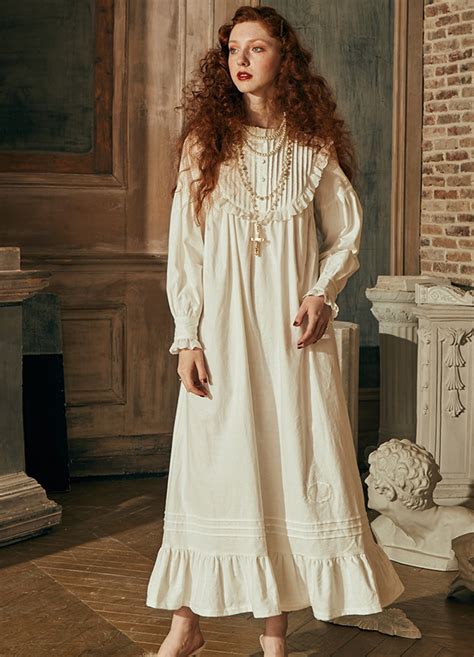 Vintage Long Victorian Princess Nightgown Ladies Royal Sleepwear Women
