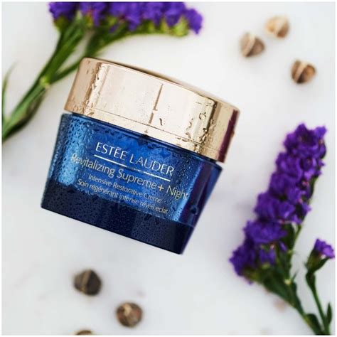 Estée Lauder Revitalizing Supreme Night Intensive Restorative Creme