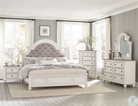 Realyn Chipped Two Tone Upholstered Panel Bedroom Set White Bedroom Set King Bedroom Sets