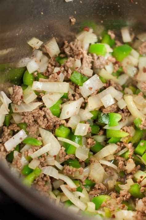 Student in the metcalf lab. ground beef and soften onion and green peppers in 2020 ...