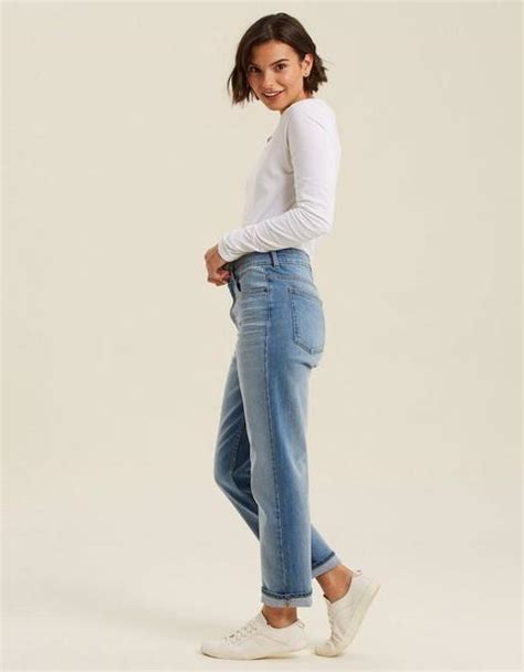 chesham girlfriend jeans from fat face on 21 buttons