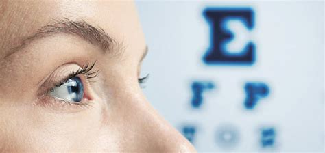Scratched Cornea Signs Symptoms Treatment Top Eye Doctor Near Me