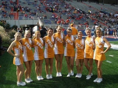 Tennessee Vols Cheerleaders Cheerleading Cheerleading Photos