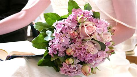 Mazzo di fiori per 50 anni di matrimonio bswittetulp. 10 fiori di matrimonio suddivisi per stagione per le tue ...