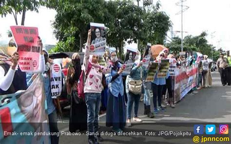 Emak Emak Pendukung Prabowo Diduga Dilecehkan Oknum Panwascam