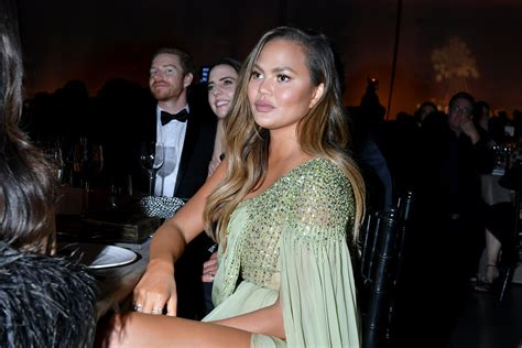 Chrissy Teigen Says Her Son ‘still Likes Her’ As He Kisses Her Photo After She’s Accused Of