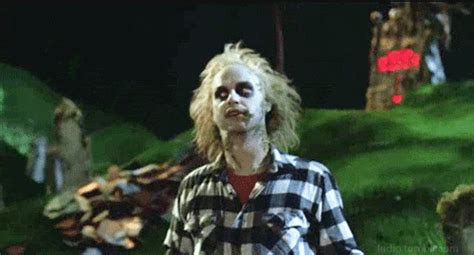 Beetlejuice Pizza Gif Beetlejuice Pizza Discover Share Gifs Sexiezpix
