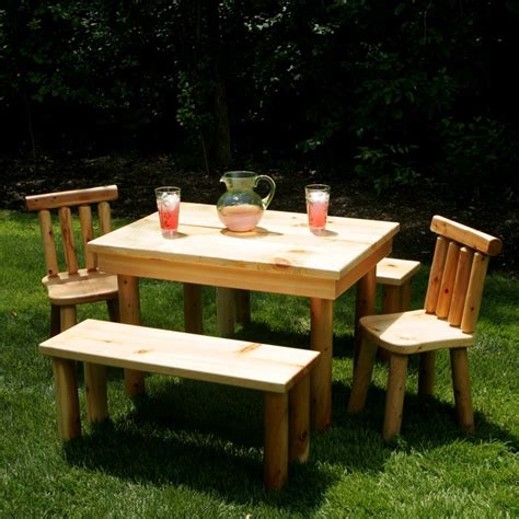 Picnic table style dining table. 31 Alluring Picnic Table Ideas