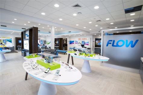 FLOW Telecom 电子产品店设计 米尚丽零售设计网 店面设计丨办公室设计丨餐厅设计丨SI设计丨VI设计