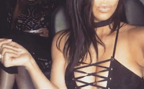 Kim Kardashian Cleavage Photos Porn Pictures Xxx Photos Sex Images