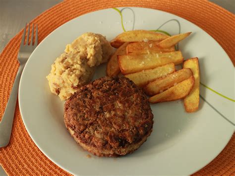 I usually make beef rissoles but you can make these with lamb, pork, chicken or turkey. potato rissoles recipe uk
