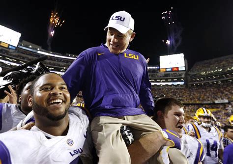 Kansas Places Les Miles On Administrative Leave After Lsu Report Outlines Inappropriate Sexual