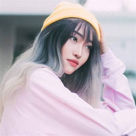 Lần đầu tiên thử sức vào làng showbiz việt nam năm 2007 với ca khúc vũ điệu dj,.tiểu sử lương minh trang. Tiểu sử ca sĩ Lương Minh Trang