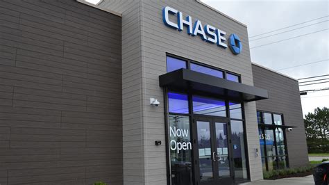 Chase Opens Bank In Highly Competitive Portsmouth