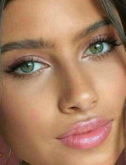 Pin De Amela Poly En Model Face Belleza Rubia Belleza De Mujer Cabello Y Maquillaje