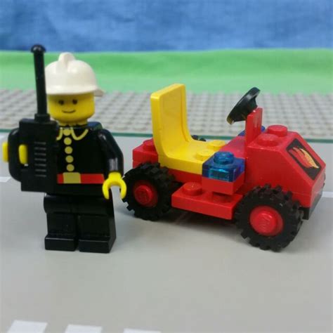 Lego Vintage Set 6611 Fire Chiefs Car Classic Town Legoland City For
