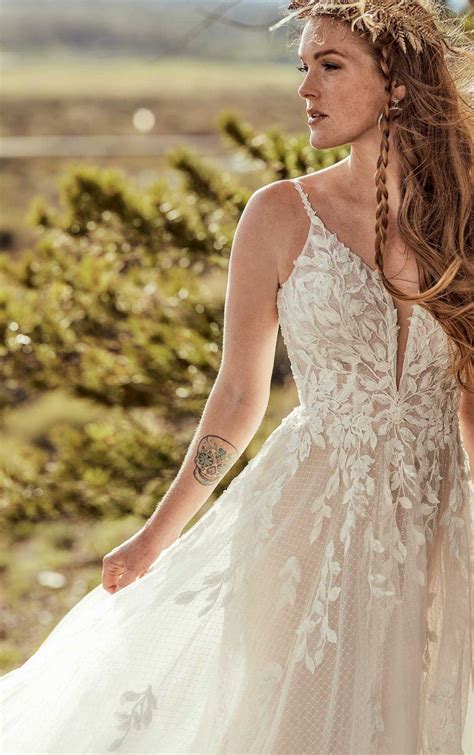 Tulle And Leaf Lace Wedding Dress All Who Wander Necklines For