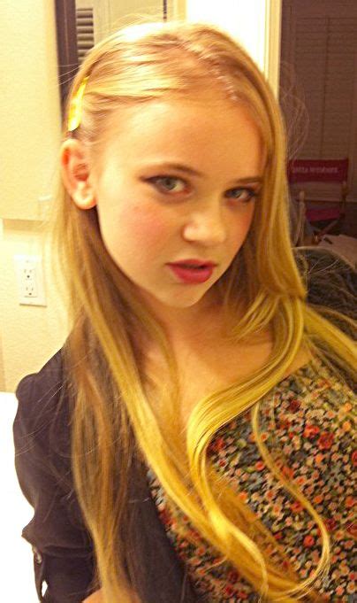 Pin By Victor Monsivais On Sierra Mccormick Sierra Mccormick Celebrity Hairstyles Actresses