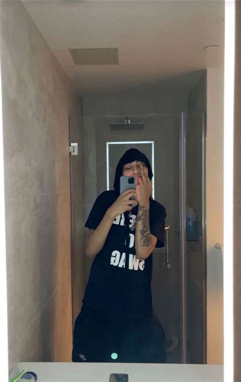 Pin By ☽ On Slump6s In 2022 Rappers Kota Mirror Selfie