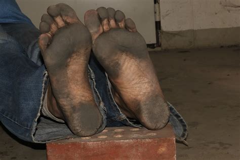 Dirty City Feet 579 Black Soles After Three Barefoot Days Dirty