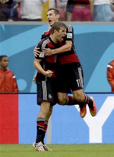 Germany Forward Miroslav Klose Breaks World Cup Scoring Record Inquirer Sports