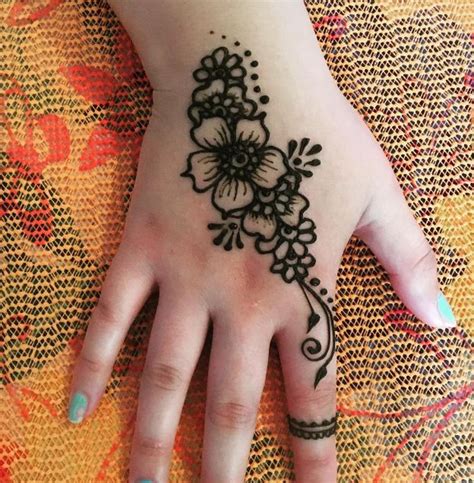 Easy Simple Flower Henna Designs Rekomendasi Kaata