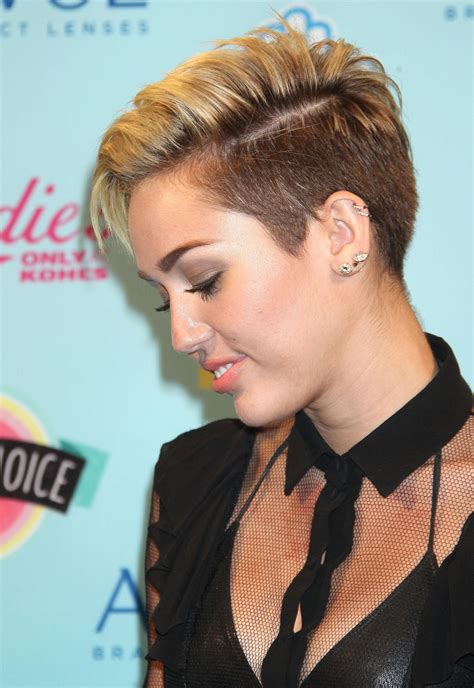 Miley Cyrus Miley Cyrus Attractive People Miley
